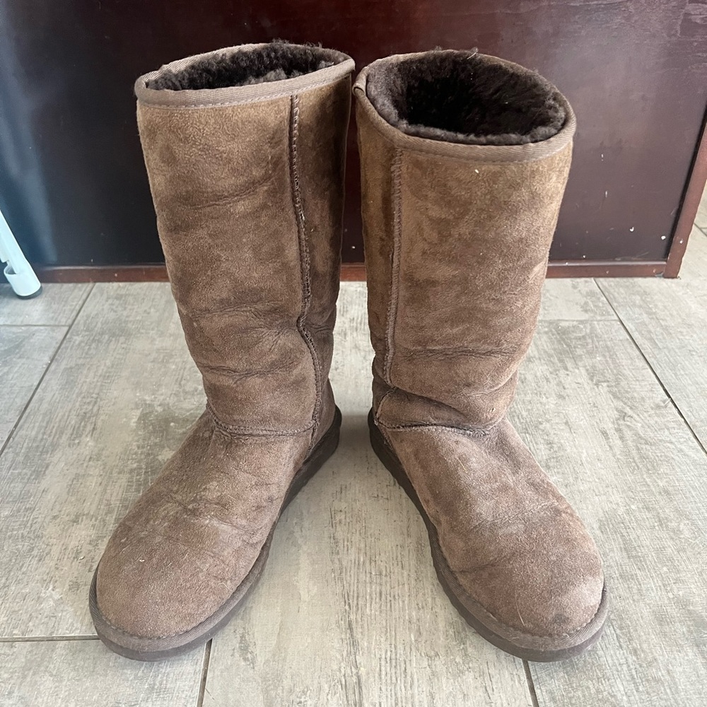 Classic Tall Uggs size 7
VGUC - Picture 5 of 6